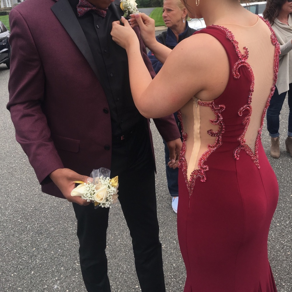 PROM DRESS - Picture 3 of 4